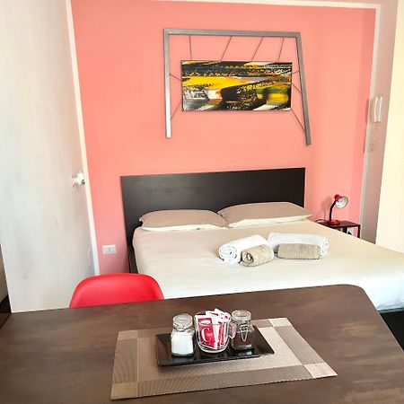 Fully Equipped Design Studio In San Siro Milaan Buitenkant foto